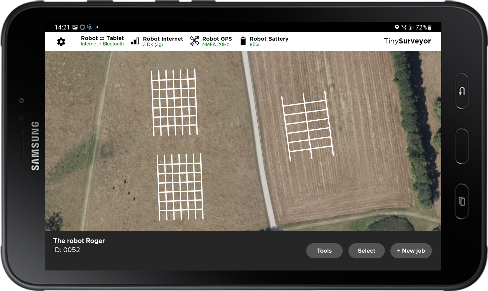 TinySurveyor_zoomed_in_3_fields_on_background.png